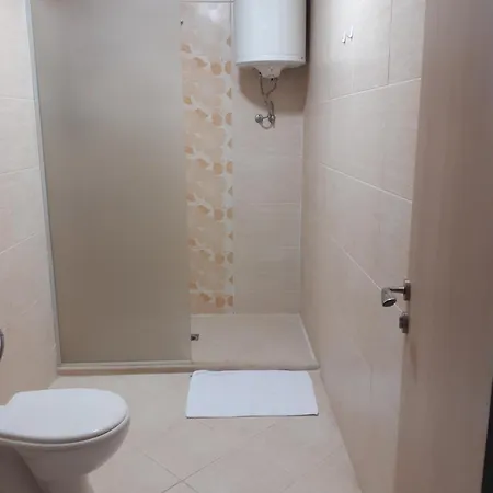 Alexander Hotel 2*