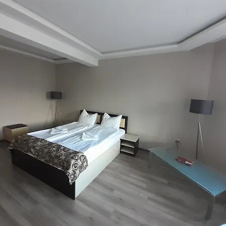 Alexander 2*