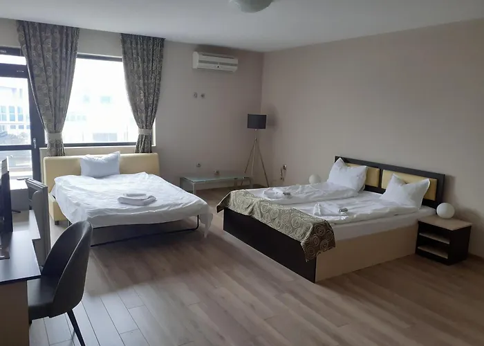 александър Хотел Асеновград