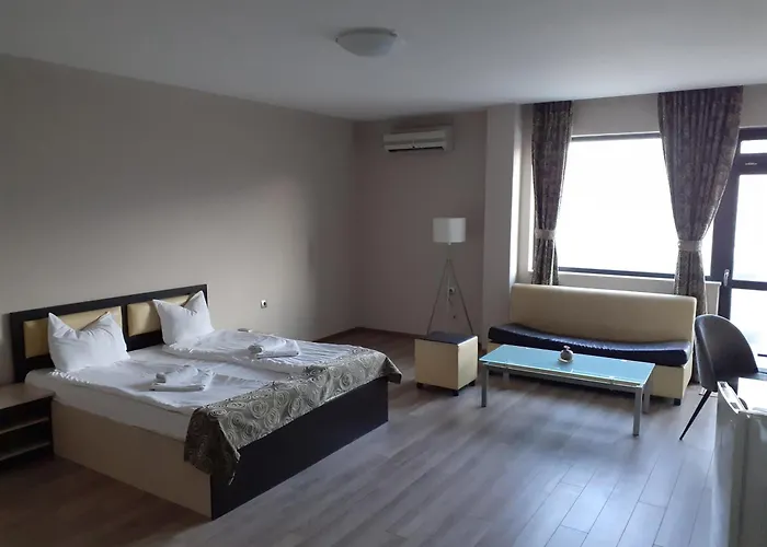 александър Хотел Асеновград