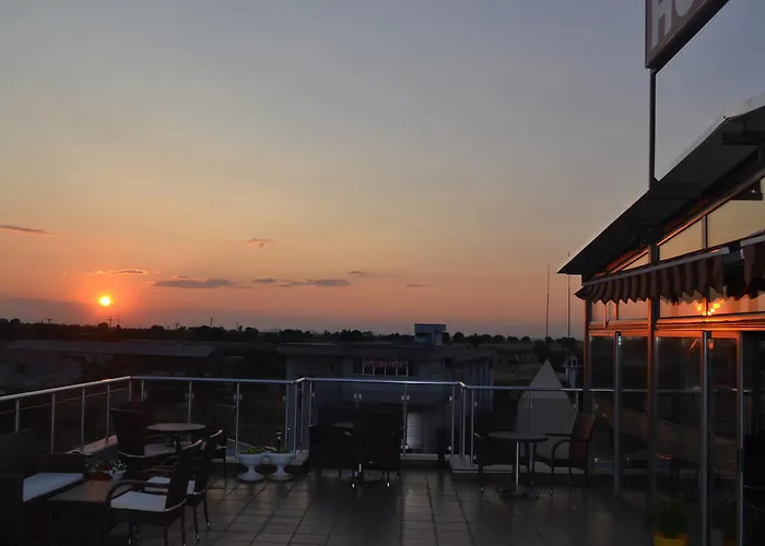 александър 2*