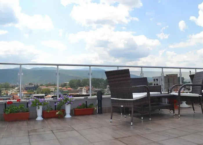 александър 2*