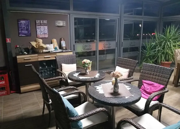 александър Хотел