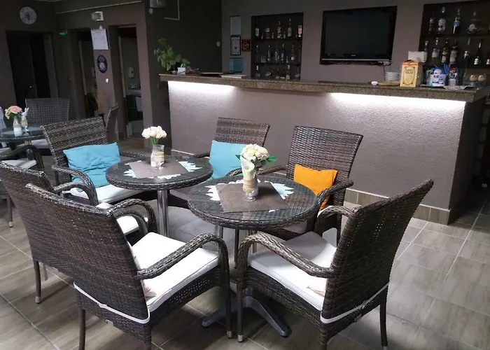 александър Хотел 2*